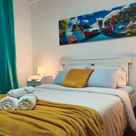 The Whale Beach House Atouguia Da Baleia Ngoại thất bức ảnh